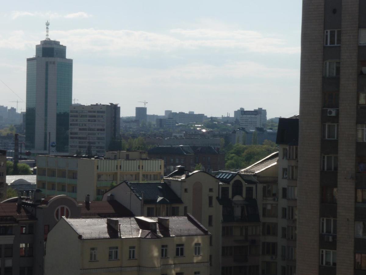 Квартира На Тургеневской Kiev Esterno foto